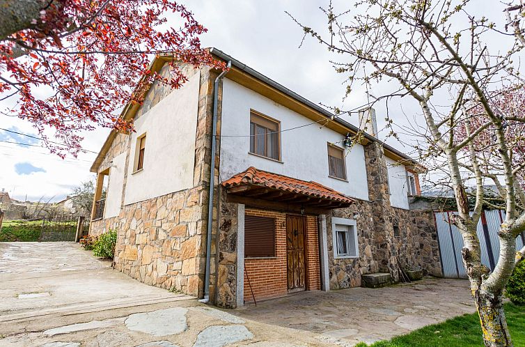 Vakantiehuis Sehr gepflegtes Ferienhaus im typisch spanische