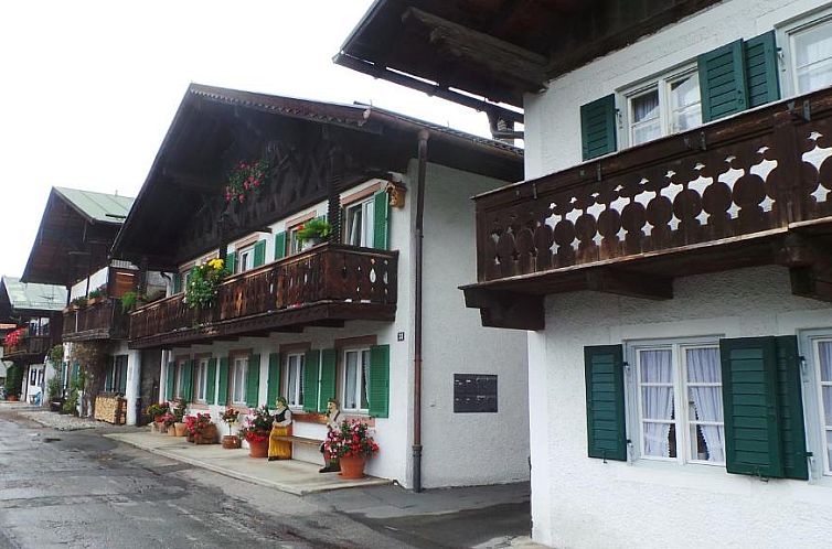 Yeti Lux - Family Garden Lodge