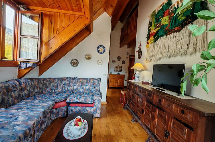 Appartement Duplex Muntanyó 2 mit Balkon und Blick auf den 