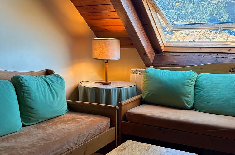 Appartement Triplex Erta 8 mit Dachgeschoss und ausgezeichne