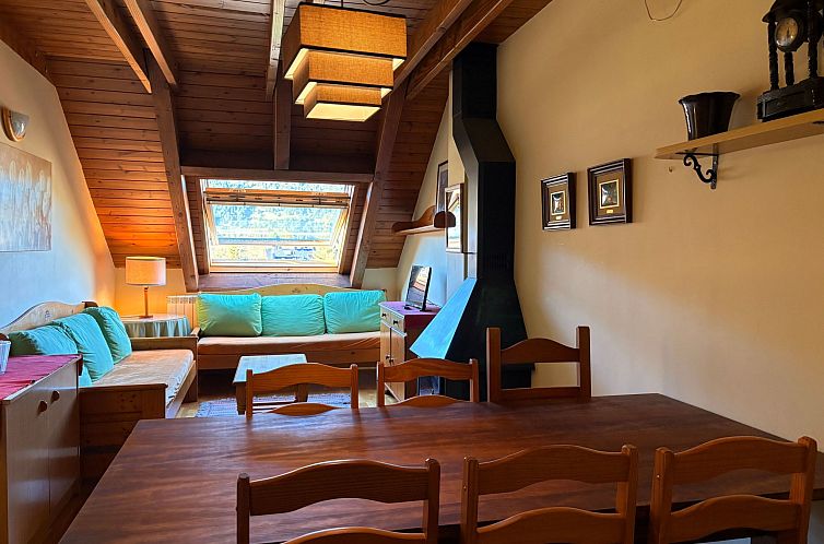 Appartement Triplex Erta 8 mit Dachgeschoss und ausgezeichne