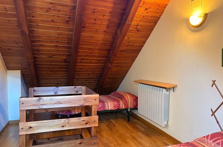 Appartement Triplex Erta 8 mit Dachgeschoss und ausgezeichne