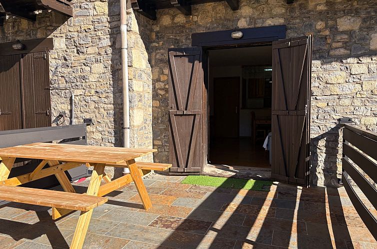 Appartement Wohnung mit Terrasse und Garten Besiberri 1 Vall