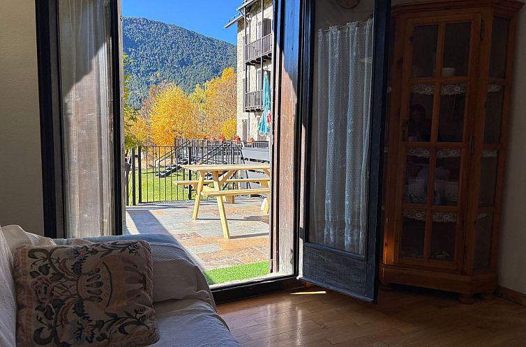 Appartement Wohnung mit Terrasse und Garten Besiberri 1 Vall