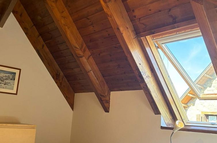 Appartement Duplex mit moderner und geräumiger Küche Erta 