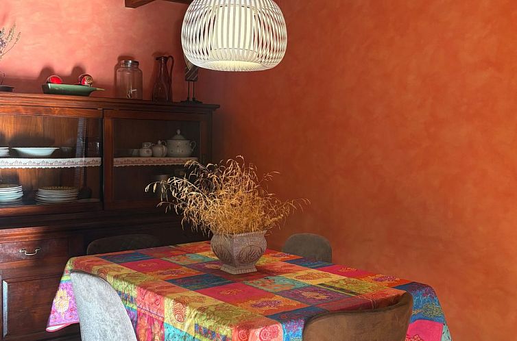 Appartement Wohnung mit privatem Garten und gemütlichem Pui