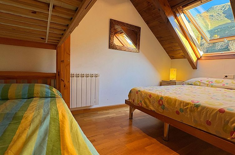 Appartement Dachgeschosswohnung mit Velux erta 3 Vall de Bo?