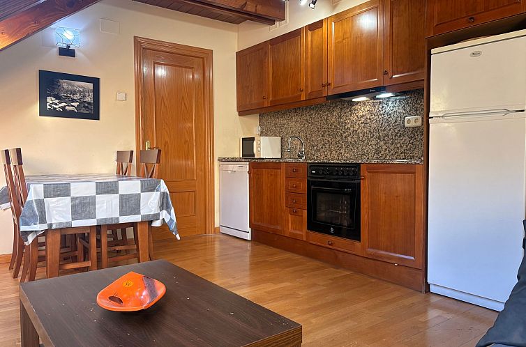 Appartement Dachgeschosswohnung mit Velux erta 3 Vall de Bo?