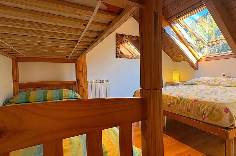 Appartement Dachgeschosswohnung mit Velux erta 3 Vall de Bo?