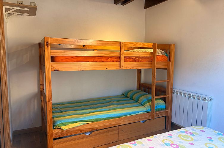 Appartement Dachgeschosswohnung mit Velux erta 3 Vall de Bo?