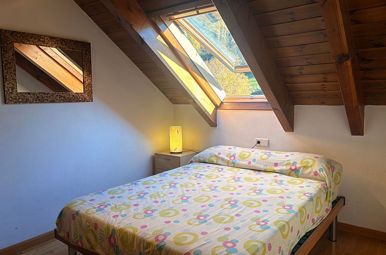 Appartement Dachgeschosswohnung mit Velux erta 3 Vall de Bo?