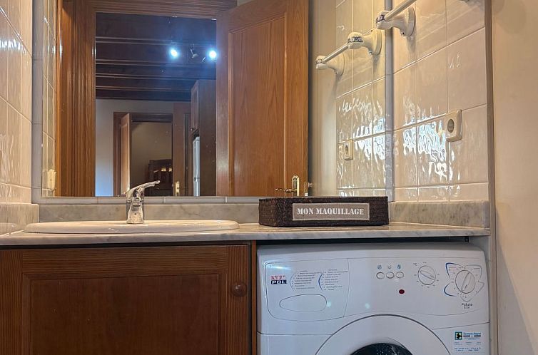 Appartement Dachgeschosswohnung mit Velux erta 3 Vall de Bo?