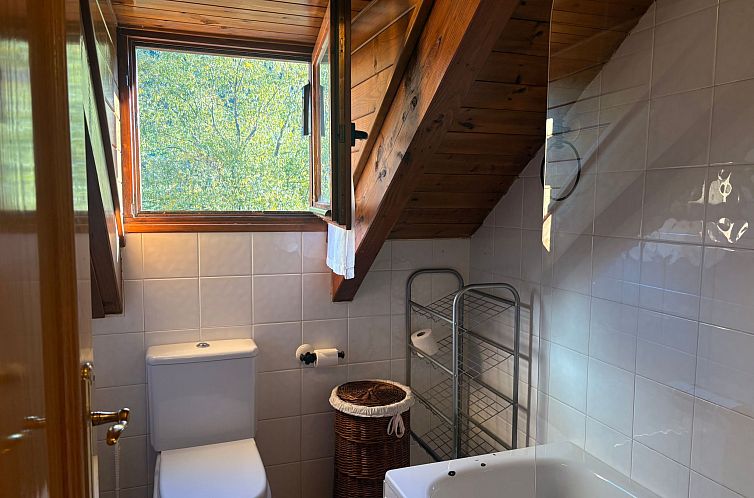 Appartement Dachgeschosswohnung mit Velux erta 3 Vall de Bo?