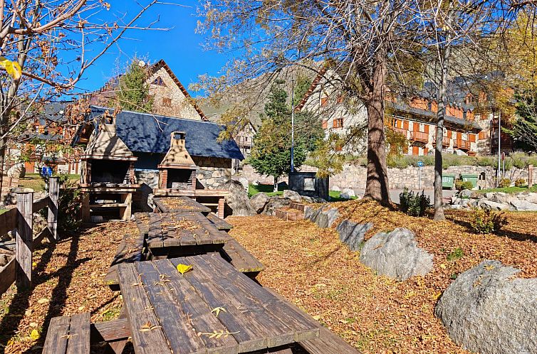 Appartement Schöne Triplex mit Garten und Wifi Puig Falcó 