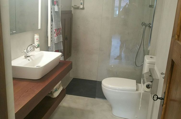 Appartement Appartement 'Borredà' mit Kaminofen