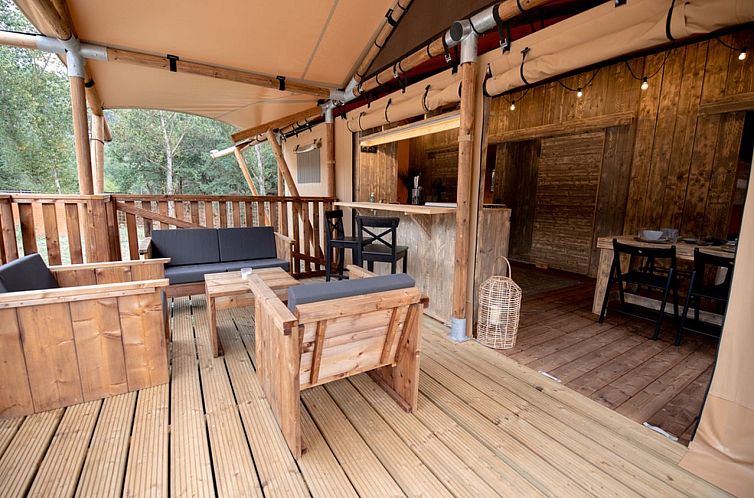 Luxury Lodge