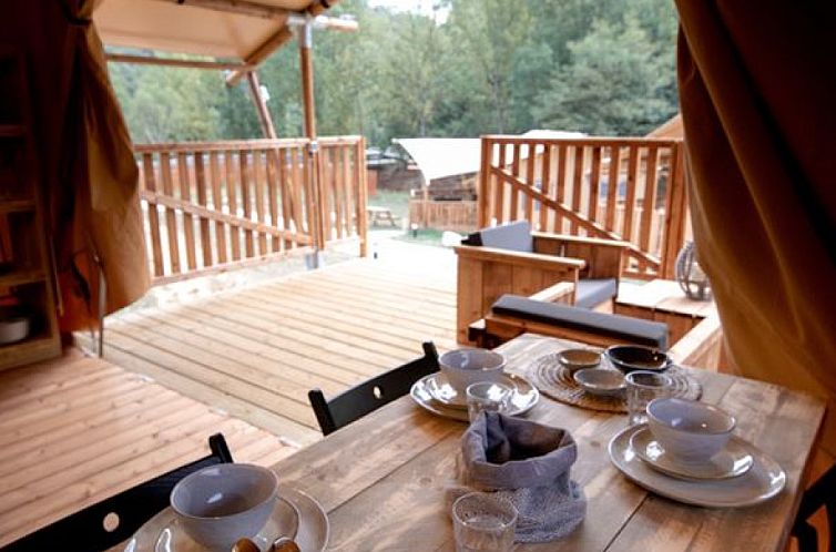 Nature Lodge
