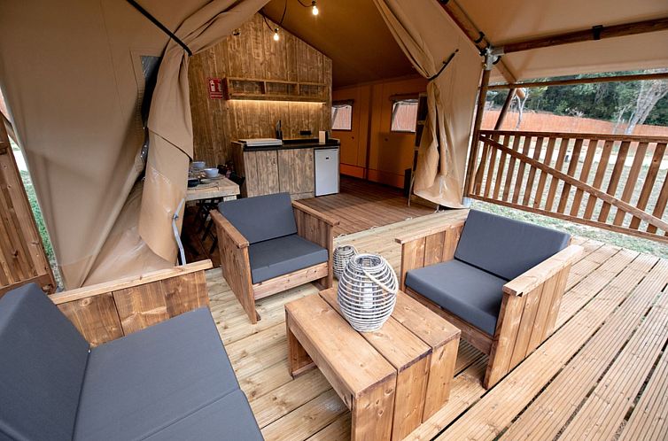 Nature Lodge