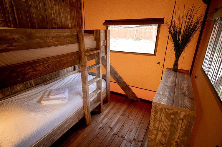 Nature Lodge