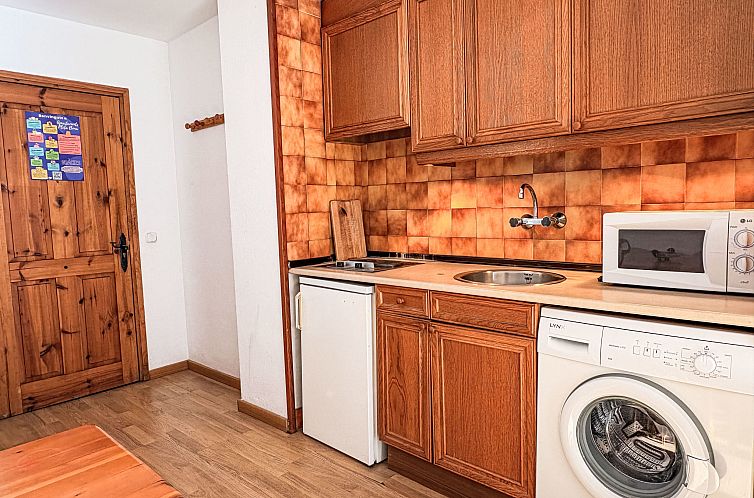 Appartement Bajo con jardín y parking - Dellui 2