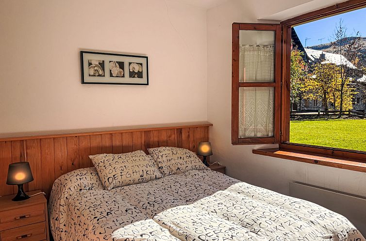 Appartement Bajo con jardín y parking - Dellui 2