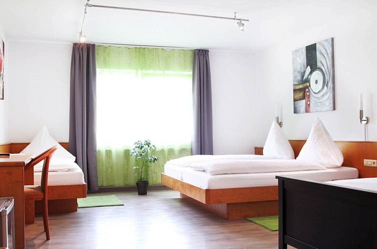 Hotel Pension Kaempfelbach