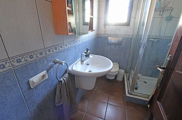 Vrijstaande woning in ondara