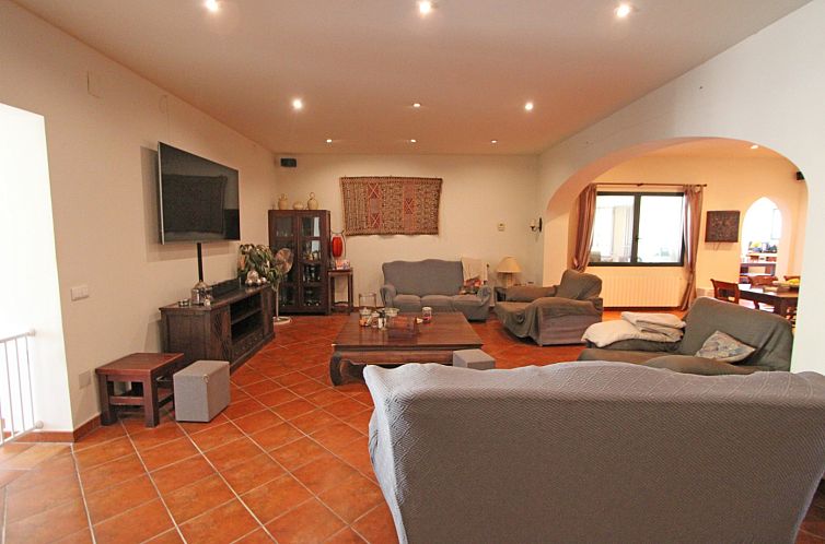 Vrijstaande woning in ondara