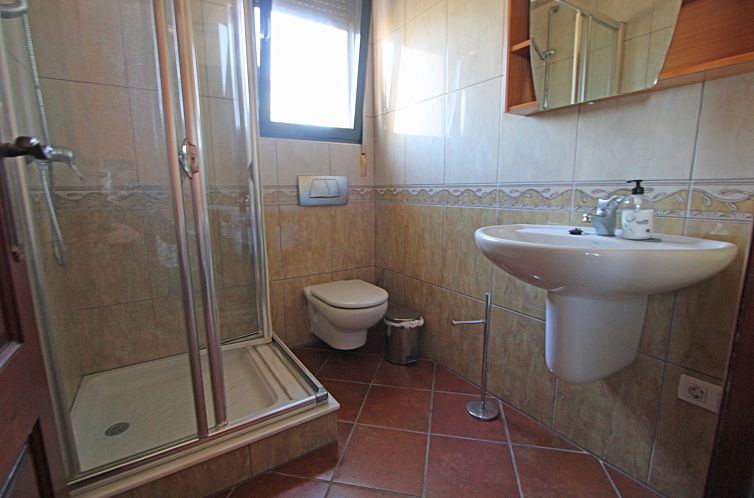 Vrijstaande woning in ondara