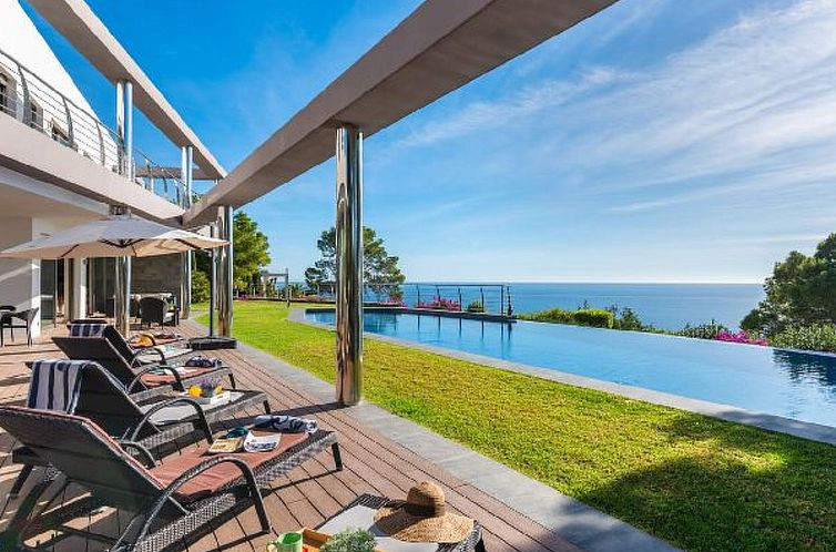 Vakantiehuis Villa Campomanes - PlusHolidays