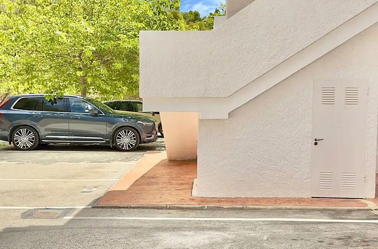 App Altea zwembad en gratis parking