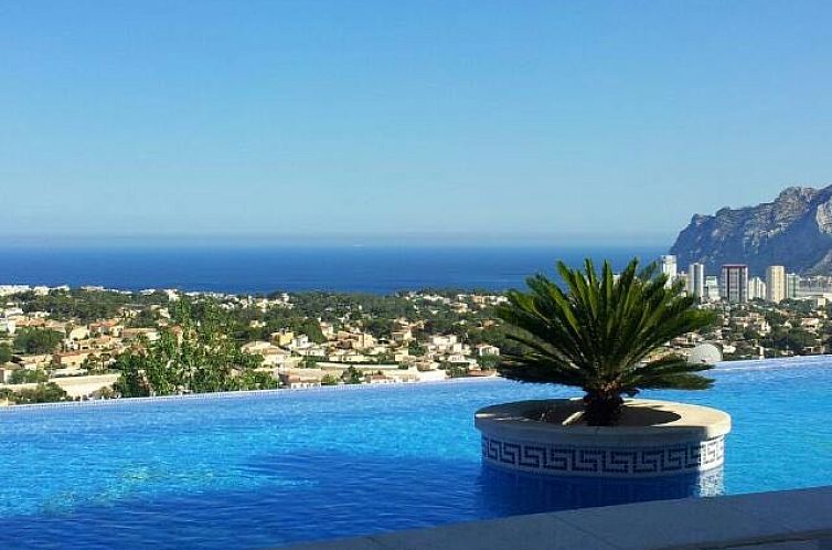 Vrijstaande woning in Calpe