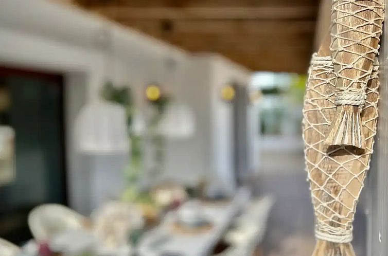 Prive Villa (10p) nabij het strand