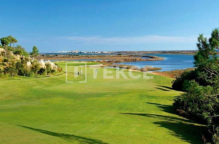 Vrijstaande woning in Busot