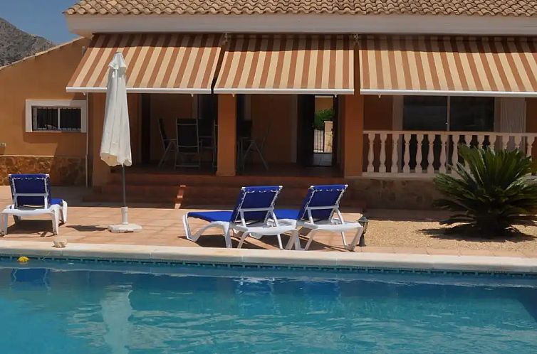 Villa El Mundo