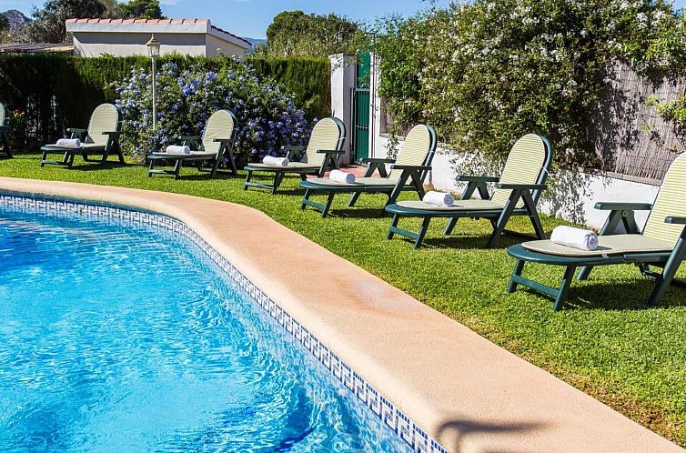 Vakantiehuis Haus mit privatem Pool, Garten und privatem Par