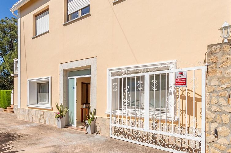 Vakantiehuis Haus mit privatem Pool, Garten und privatem Par