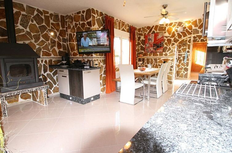 Vakantiehuis in Dénia mit Privatem Whirlpool