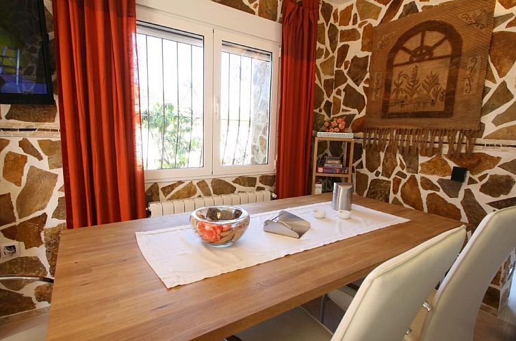 Vakantiehuis in Dénia mit Privatem Whirlpool