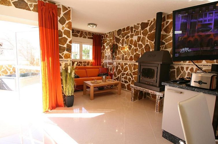 Vakantiehuis in Dénia mit Privatem Whirlpool