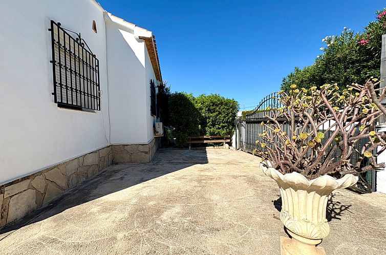 Vrijstaande woning in Dénia