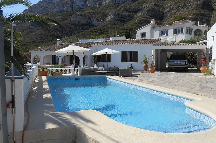 Vakantiehuis Villa "Michel" mit Blick auf das Wasser