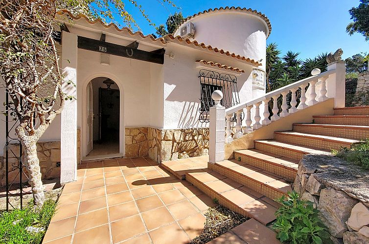 Vrijstaande woning in Dénia