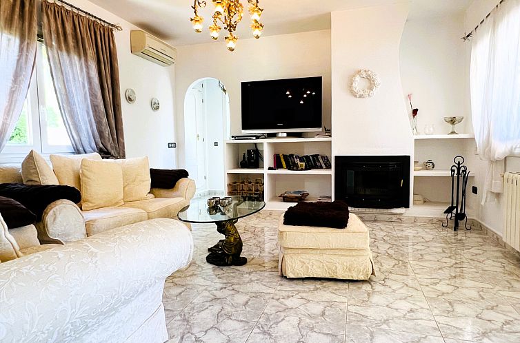 Vrijstaande woning in Moraira