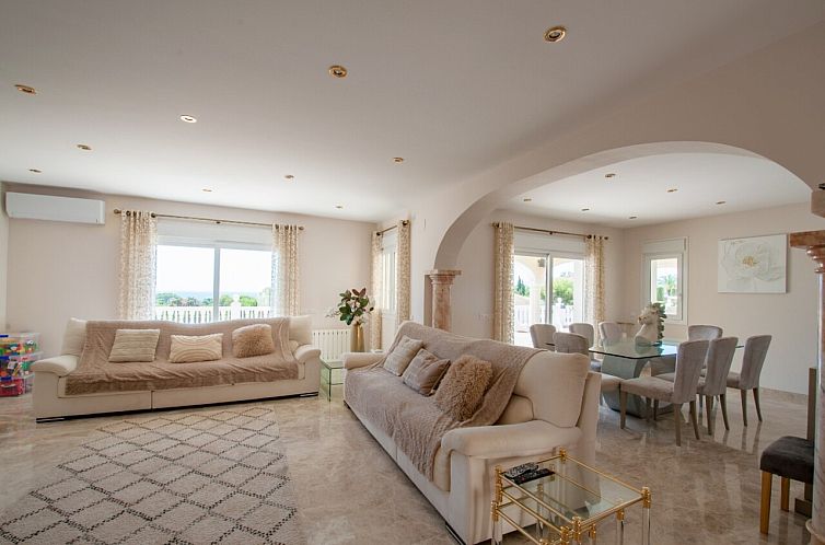 Vrijstaande woning in Moraira