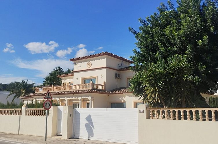 Vrijstaande woning in Moraira