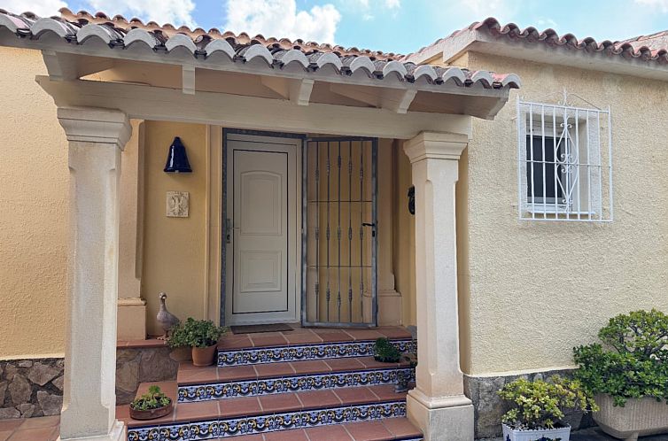 Vrijstaande woning in Moraira