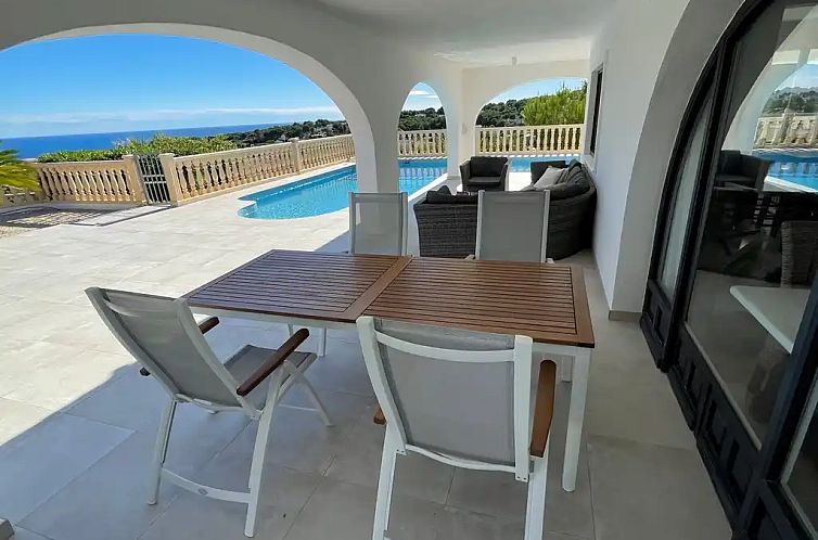 Casa Algarrobo