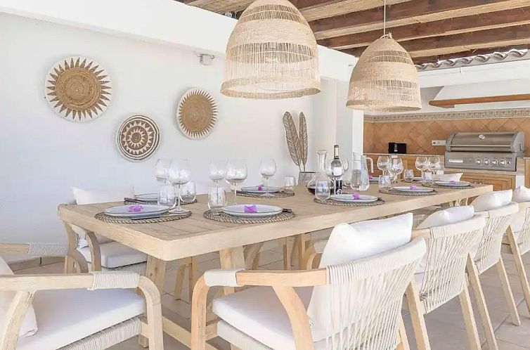 Casa Clavel