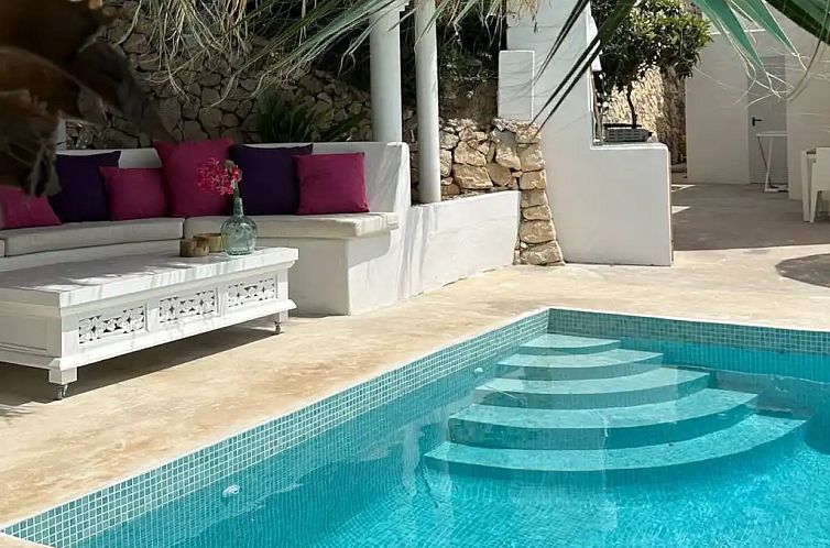 Ibiza styl villa + uitzicht op zee
